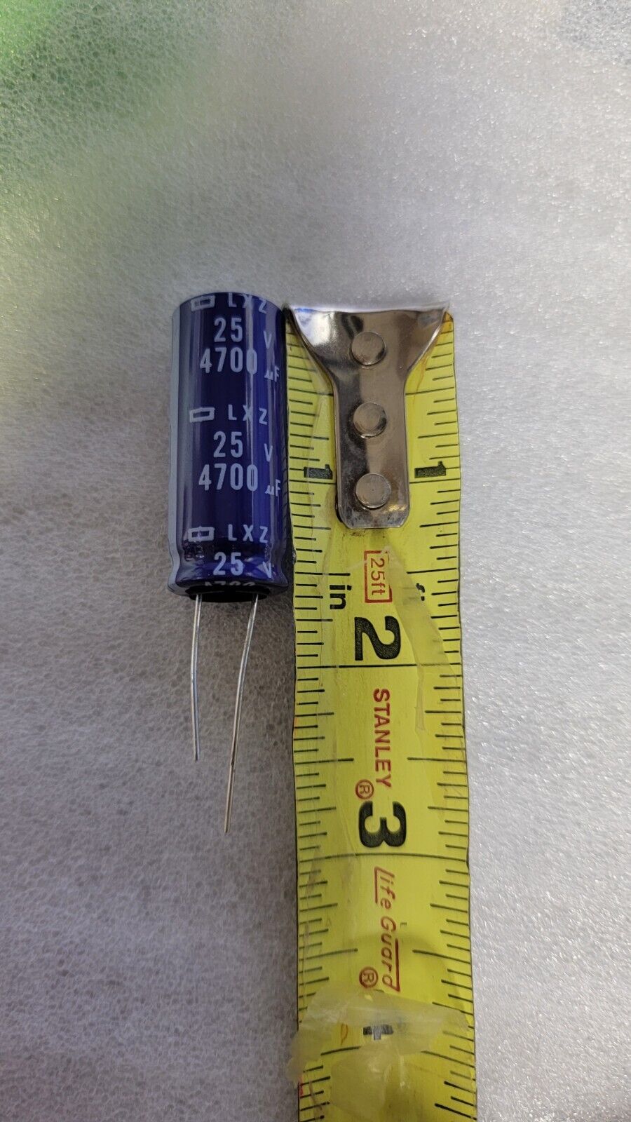 4700uf 25v capacitor (2 Pack)