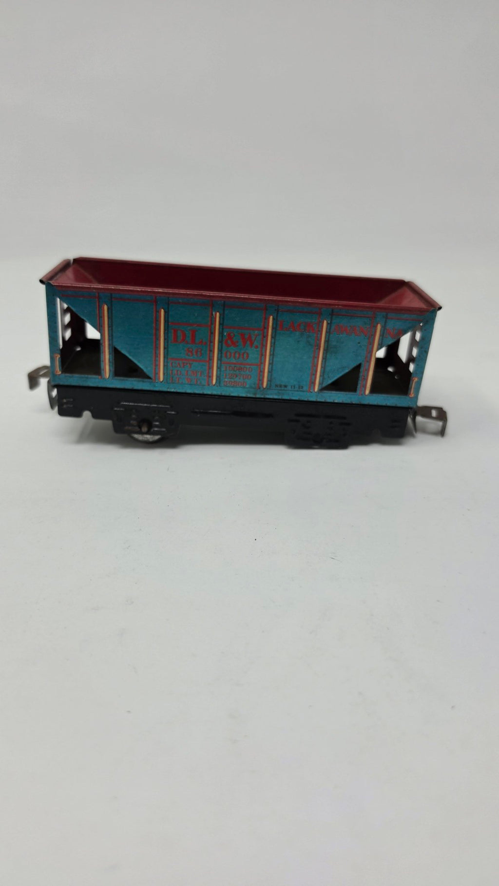 Vintage Tinplate D.L. & W. Lackawanna Hopper 86000 — Used (O Gauge)