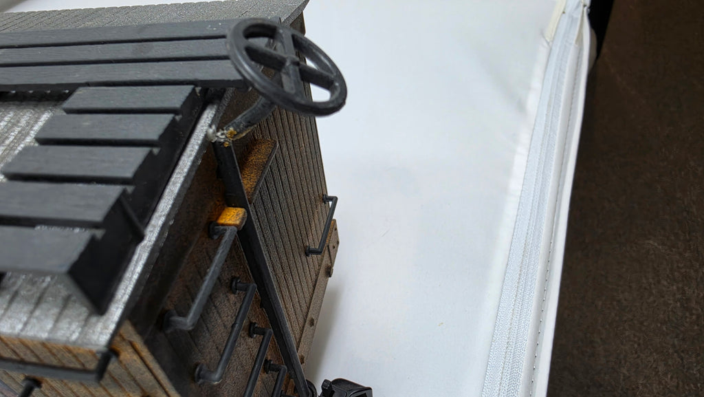 G Scale Union Pacific Box Car 95764 USED