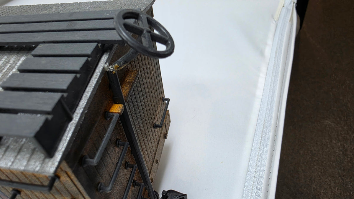 G Scale Union Pacific Box Car 95764 USED