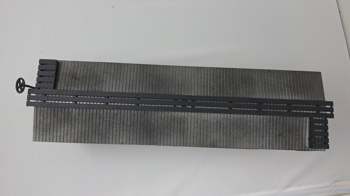 G Scale Union Pacific Box Car 95764 USED