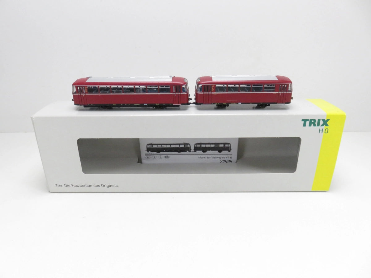 Trix 22995 N Rail Bus W/Trailer Car DB