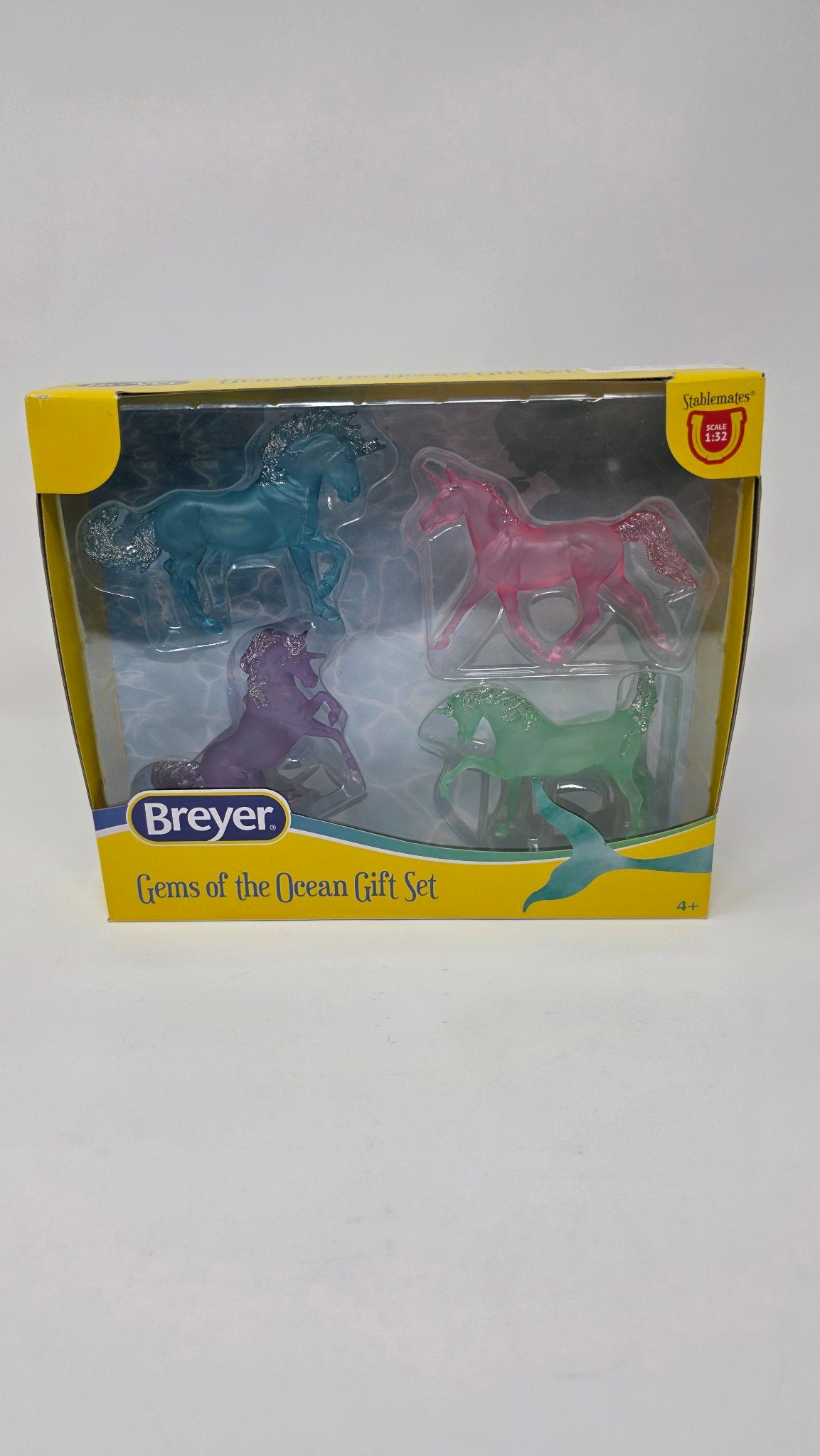 Breyer B-SM-10473 Gems of the Ocean Gift Set