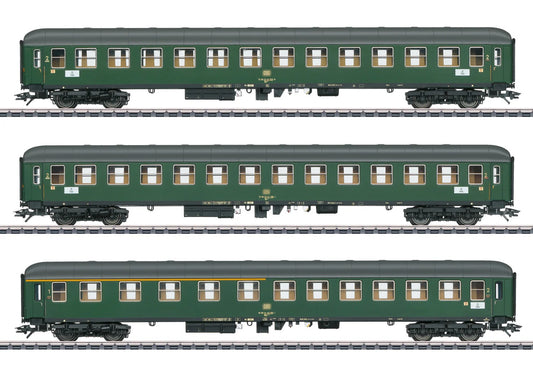 Marklin HO 43936 Express Passenger Car Set 2024