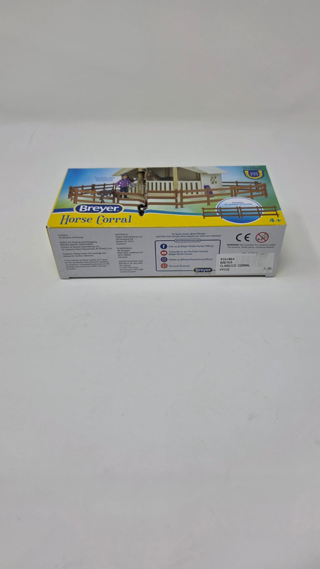 Breyer Horse Corral — Freedom 1:12 Scale — Box Damaged