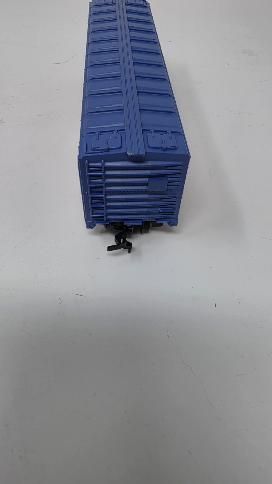 HO Box Cars With Logos