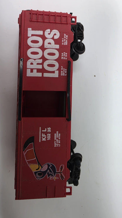 HO Box Cars With Logos