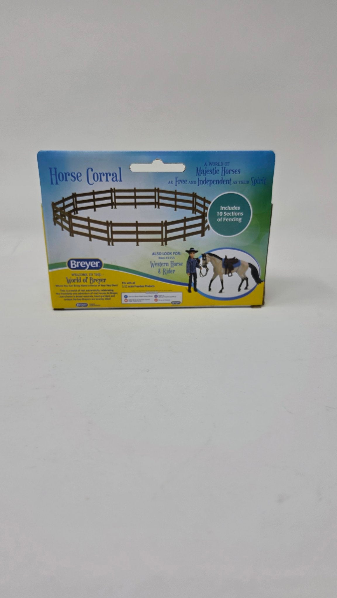 Breyer Horse Corral — Freedom 1:12 Scale — Box Damaged