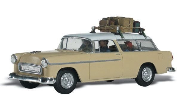 Woodland Scenics HO Scale AS5525 AutoScenes(TM) - Assembled, Family Vacation